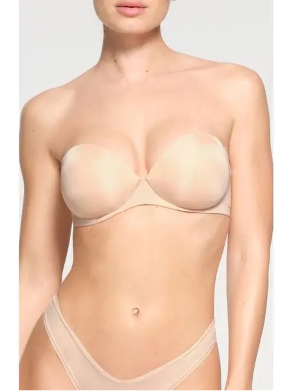 SKIMS Strapless Bra (Sand) 34A